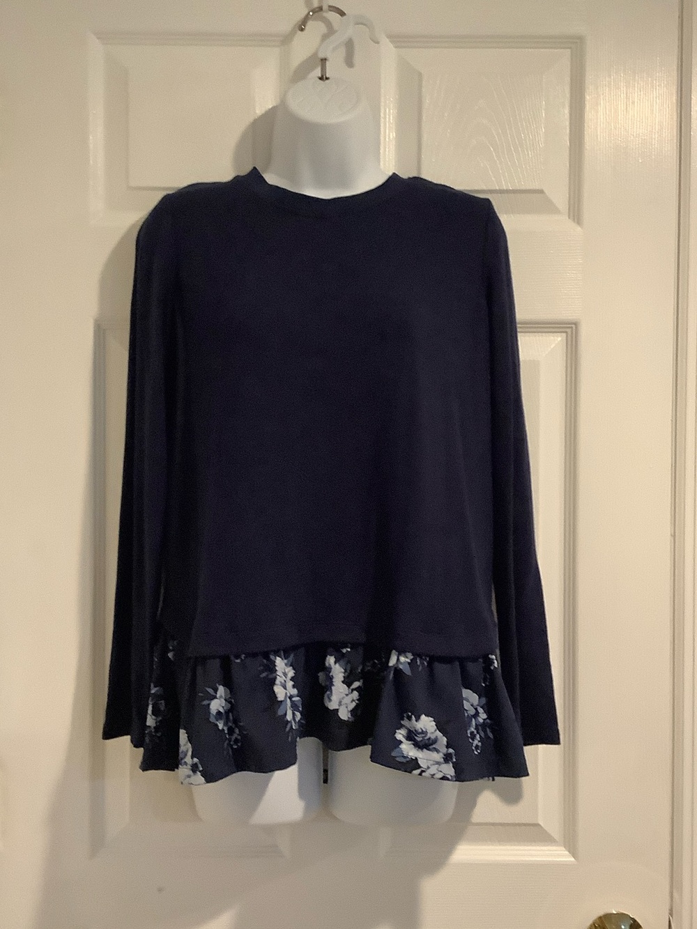 KATE SPADE Navy Blue Floral Ruffle Oversized Coastal Grandma Loose Fit Top S